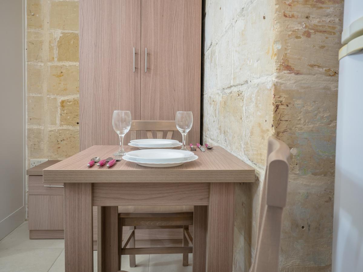 Valletta Old Theatre Lane Apartment Exterior photo
