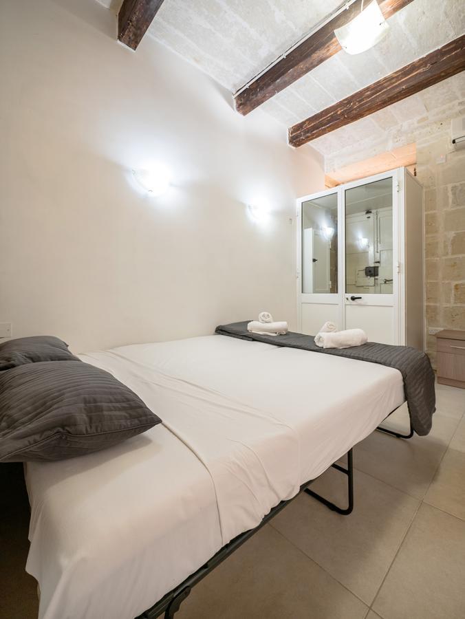 Valletta Old Theatre Lane Apartment Exterior photo