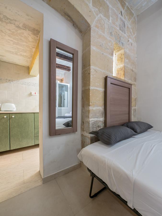 Valletta Old Theatre Lane Apartment Exterior photo