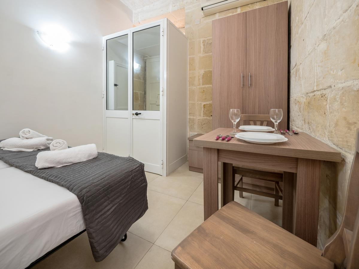 Valletta Old Theatre Lane Apartment Exterior photo
